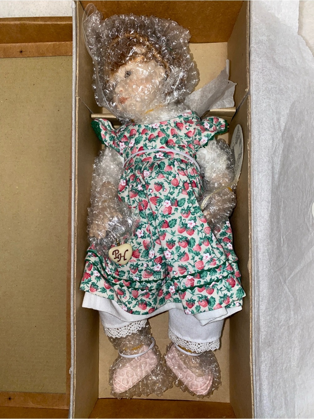 NWT Cottage Collectibles by Ganz with Authenticity Floral Collectible Doll